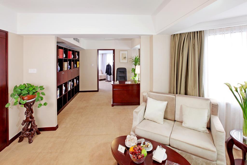 Vienna International Hotel Suzhou University Town Екстериор снимка