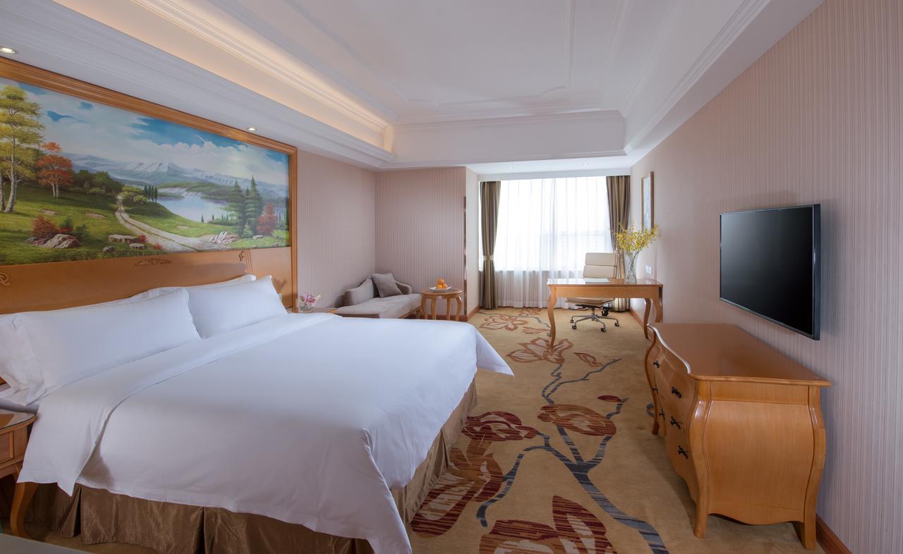 Vienna International Hotel Suzhou University Town Екстериор снимка